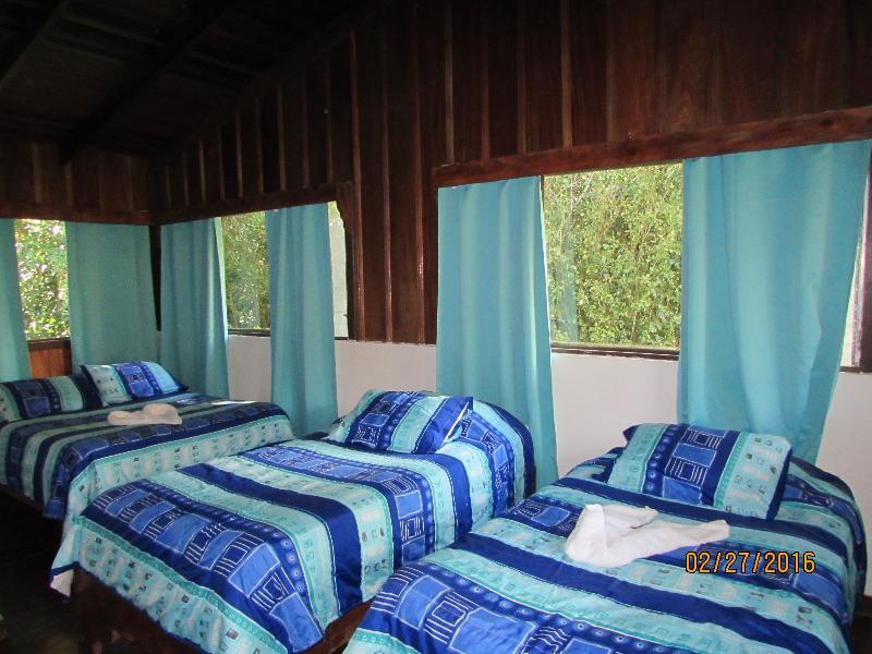 Hostel Villa Verde Monteverde ภายนอก รูปภาพ