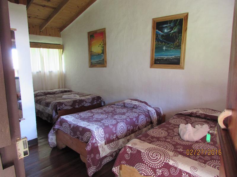Hostel Villa Verde Monteverde ภายนอก รูปภาพ