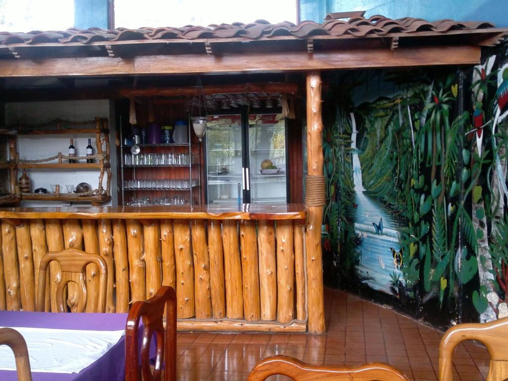 Hostel Villa Verde Monteverde ภายนอก รูปภาพ